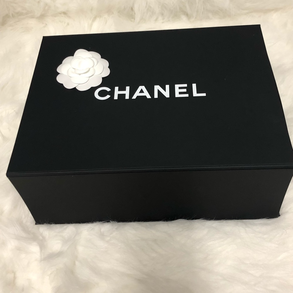 Chanel Box